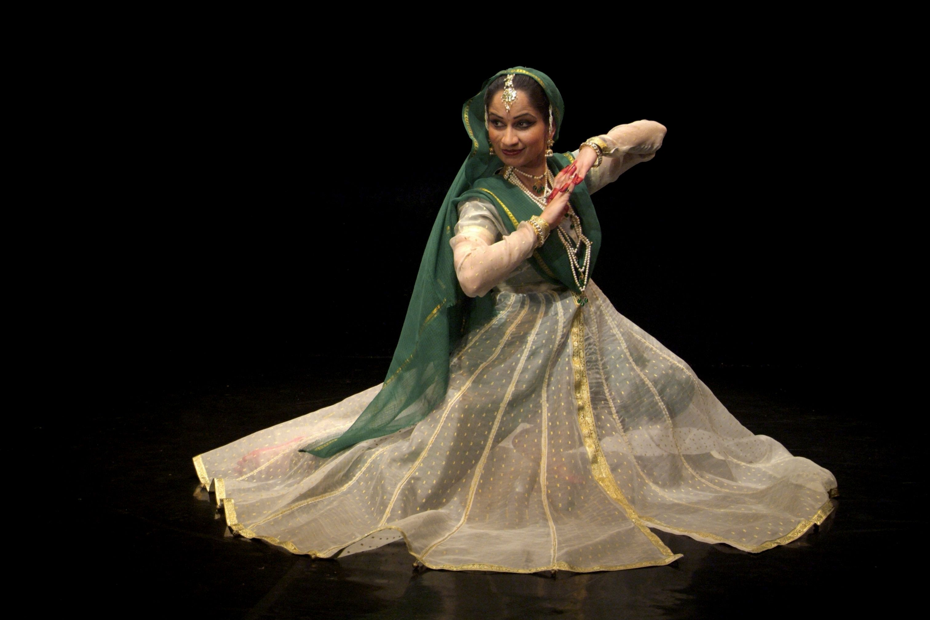 Danse et percussions indiennes  avec Sharmila Sharma