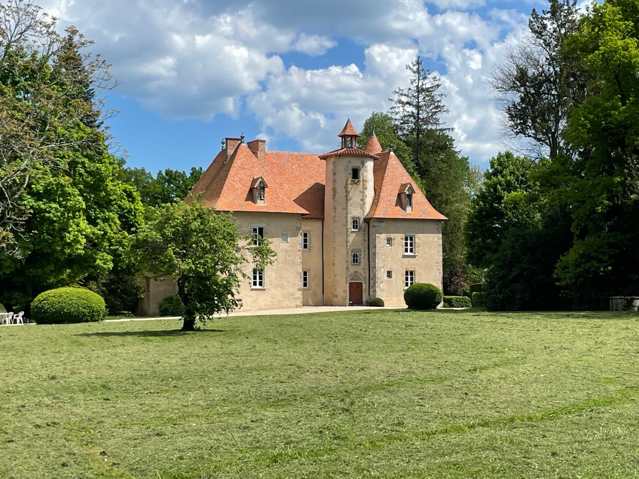 VISITE & CONCERT AU CHATEAU DE A LA VERCHERE - ESCOUTOUX